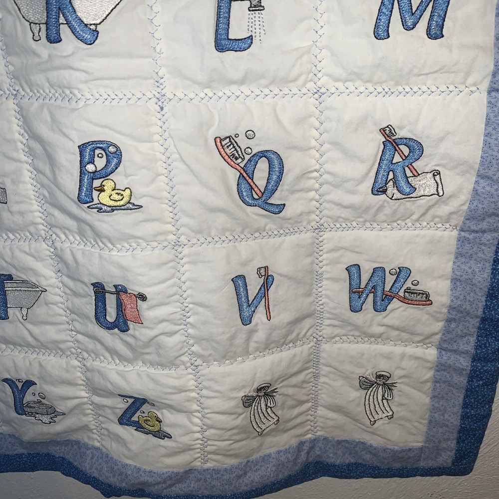 Vintage Style ABC Baby Blanket Quilt Crib Bedding Bath Theme Letters - Picture 4 of 7
